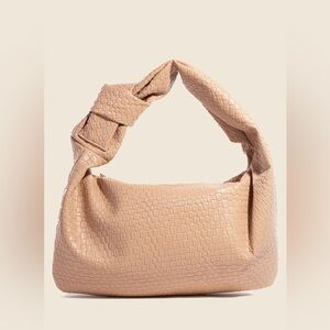 Fame Braided Pattern Knotted Handle Hand Bag🆕